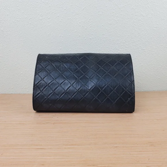 FREE BH Cosmetics Makeup Brush Holder with the purchase of an eye shadow palette - Picture 6 of 6